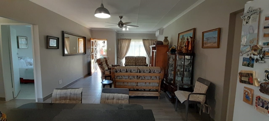 3 Bedroom Property for Sale in Flamwood North West